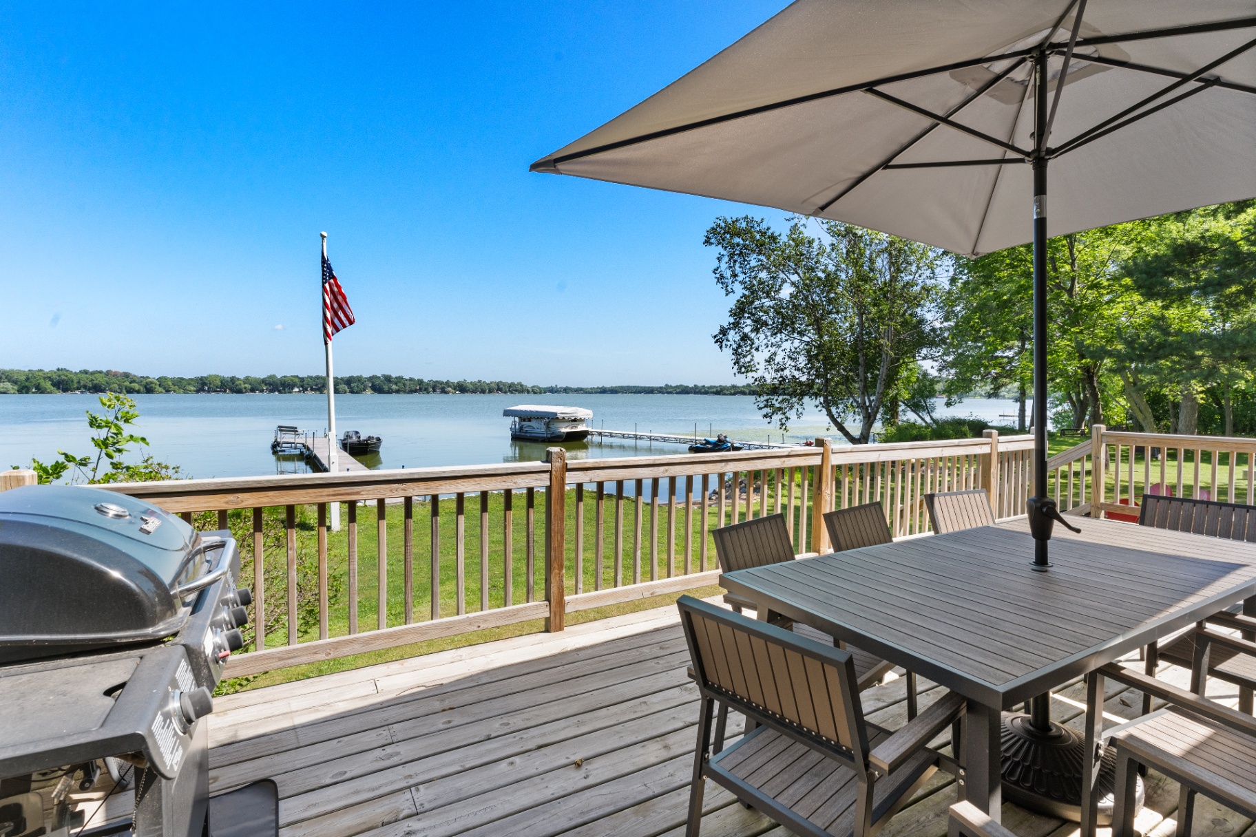 Exterior listing photography